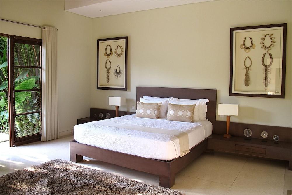 Nyaman Villas Seminyak  Exterior photo